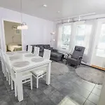 Kajaani Cottages 펜션 카야니