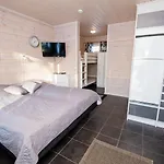 Kajaani Cottages بيت للعطل كايانِ