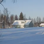 Kajaani Cottages * كايانِ