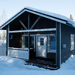 Kajaani Cottages *
