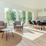펜션 Kajaani Cottages *